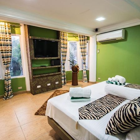 Green Monkey Resort Boracay Balabag  Room photo